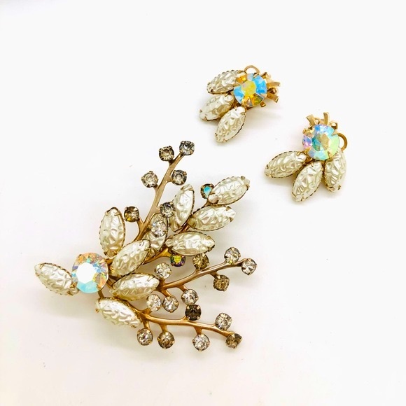 Vintage Rhinestone Lava Demi Parure Brooch & Earrings - Picture 10 of 11